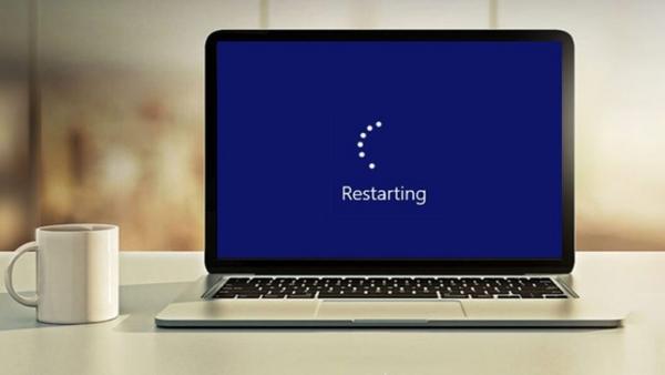 Khi Nào Cần Buộc Restart Máy Tính Bằng Nút Nguồn và Cách Thực Hiện An Toàn