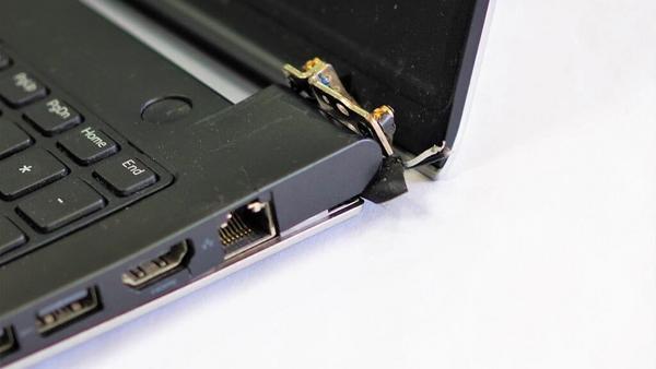 Giới thiệu: Hiện tượng laptop tự tắt khi gập màn hình và tầm quan trọng của việc khắc phục