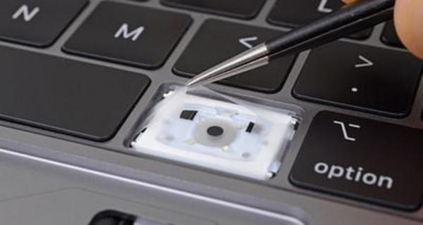 Tổng quan về tình trạng Macbook bị lỗi bàn phím và những ảnh hưởng