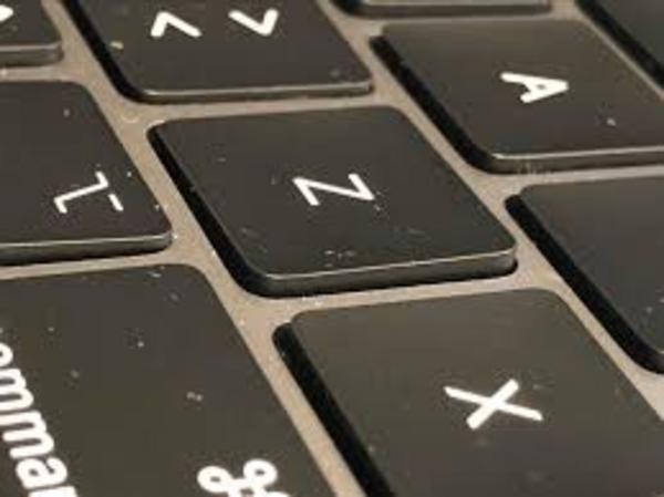Các dấu hiệu và nguyên nhân thường gặp khiến bàn phím Macbook bị lỗi