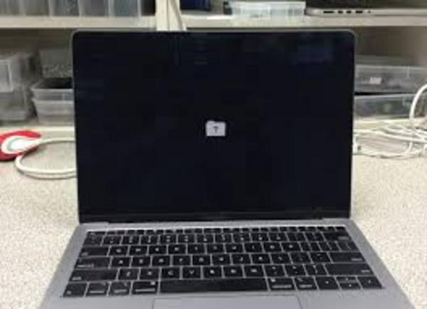 Vì sao Macbook của bạn hiển thị lỗi folder dấu chấm hỏi?