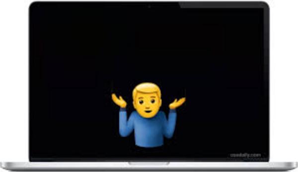 Các bước tự khắc phục lỗi màn hình đen Macbook tại nhà: Khởi động lại Macbook (Force Restart), Reset SMC (System Management Controller), Reset PRAM/NVRAM, khởi động vào Safe Mode để kiểm tra, kiểm tra và điều chỉnh cài đặt Tiết kiệm Năng lượng (Energy Saver/Battery).