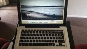 Macbook bị nóng: Dấu hiệu nhận biết và tầm quan trọng của việc khắc phục