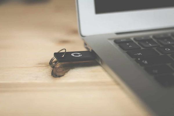 Hướng dẫn các bước khắc phục cơ bản lỗi MacBook không nhận USB