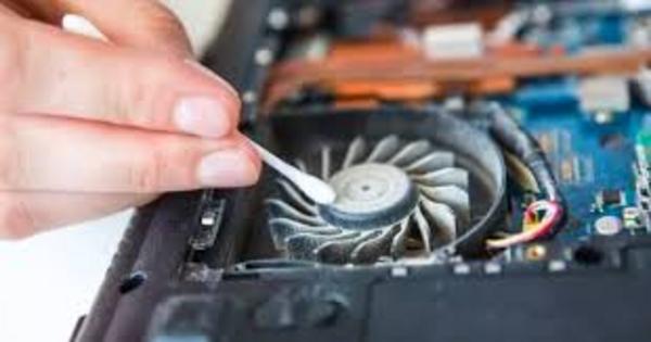 Dấu hiệu nhận biết quạt laptop bị lệch trục bạn cần chú ý